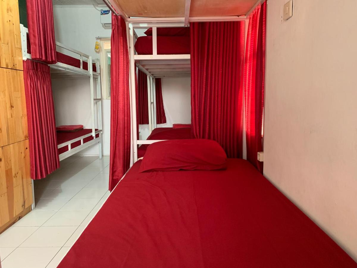 Hotel Omah Ndhelik à Yogyakarta Extérieur photo