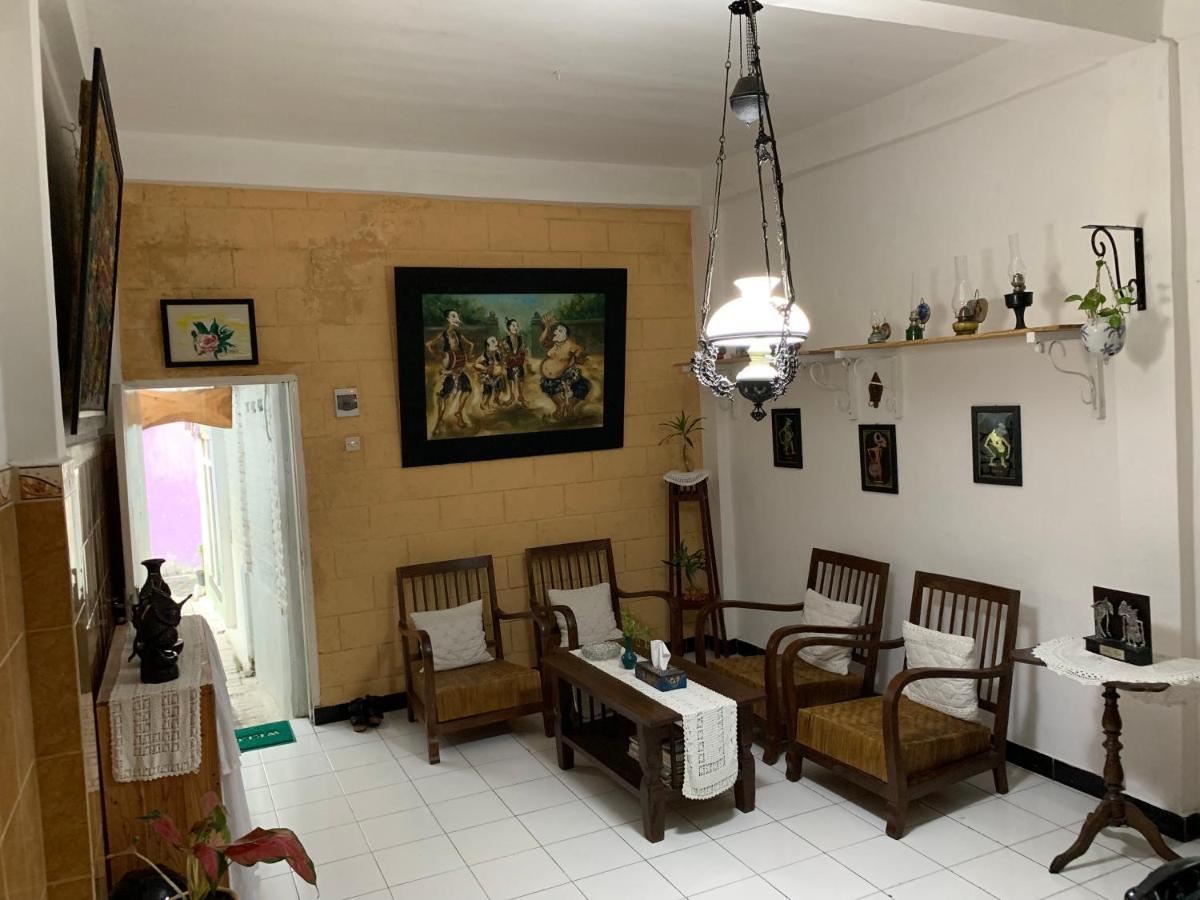 Hotel Omah Ndhelik à Yogyakarta Extérieur photo