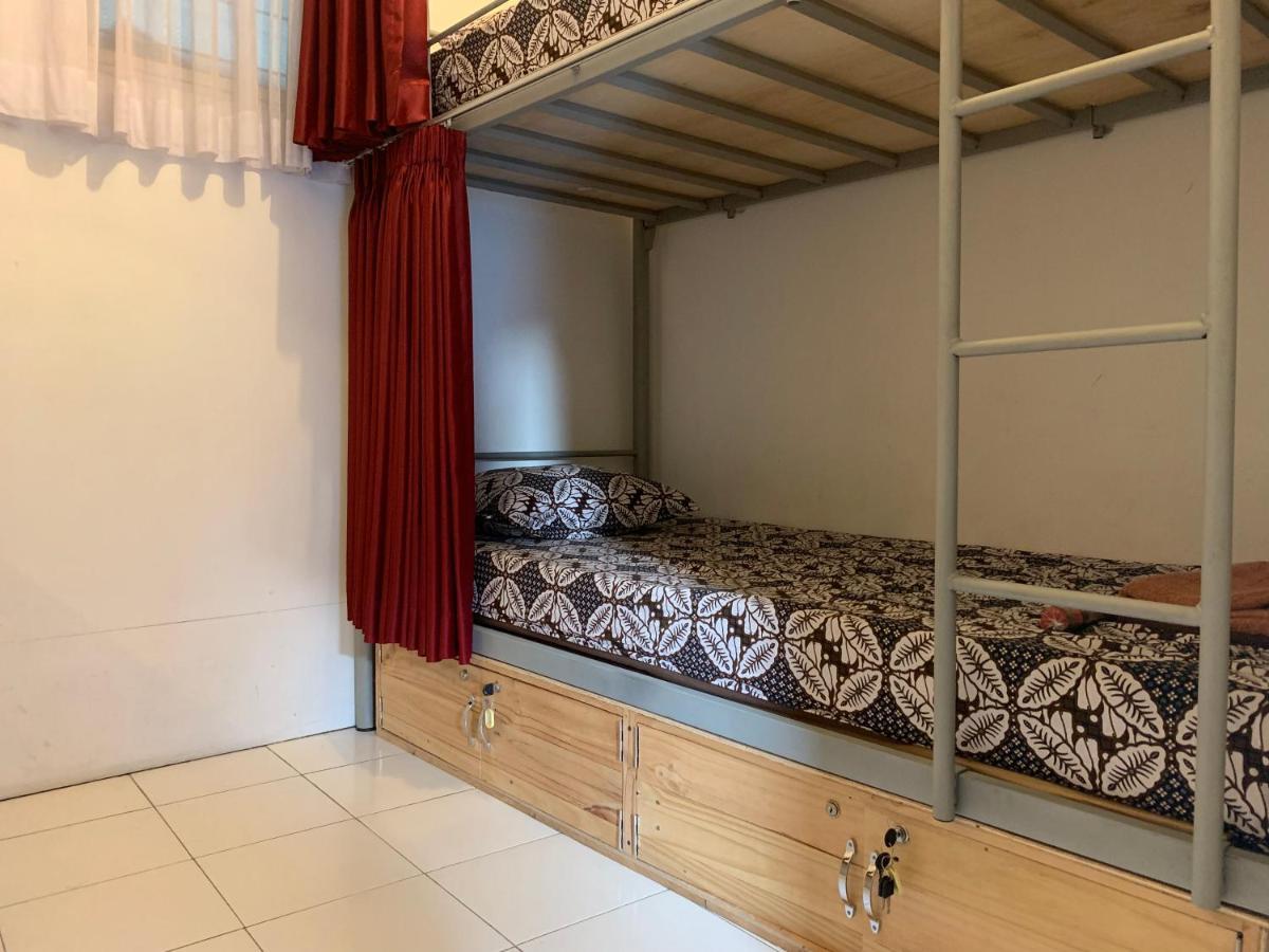 Hotel Omah Ndhelik à Yogyakarta Extérieur photo